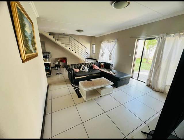 3 BEDROOM TOWNHOUSE FOR SALE IN HALFWAY GARDENS